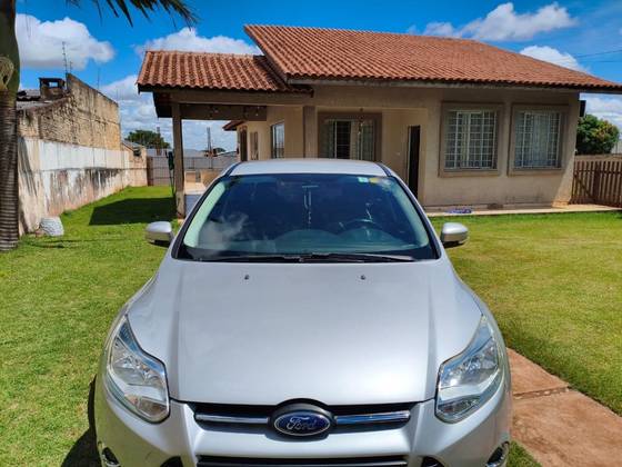 FORD FOCUS 1.6 SE 16V FLEX 4P MANUAL